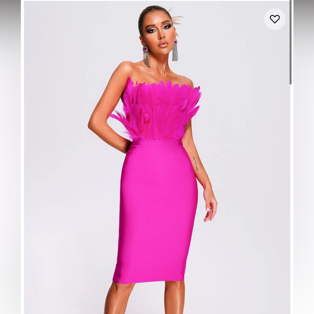 New pink feather cocktail dress NWT